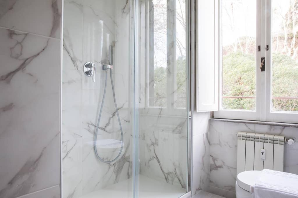 Silver Luxury Jacuzzi Suite Trastevere - Top Collection Rome Bagian luar foto