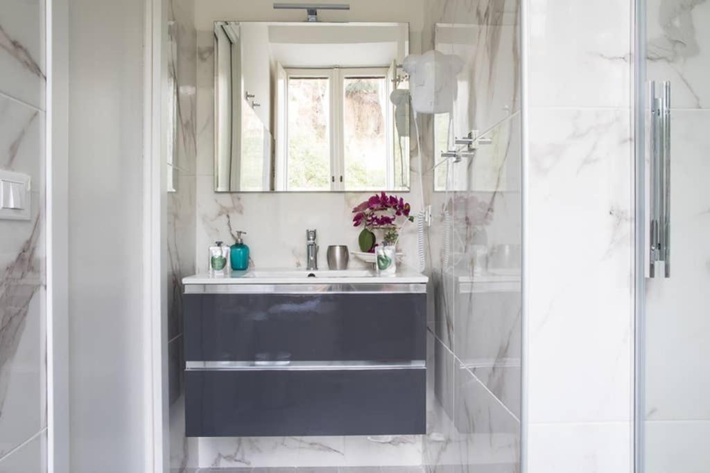 Silver Luxury Jacuzzi Suite Trastevere - Top Collection Rome Bagian luar foto